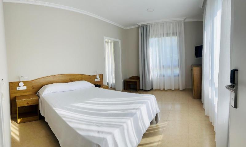 Duerming Montalvo Playa Hotel - image 27