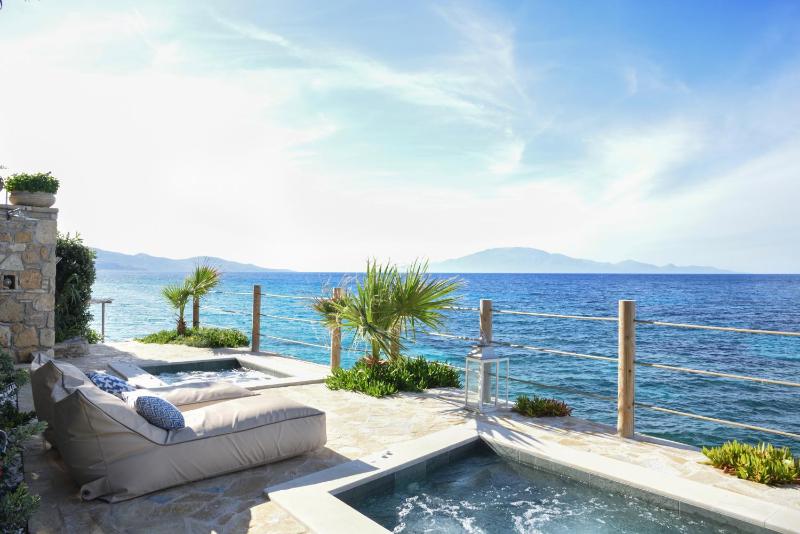 Water Front two bedroom Villa with Mini Pool - Jetted Tub image 4