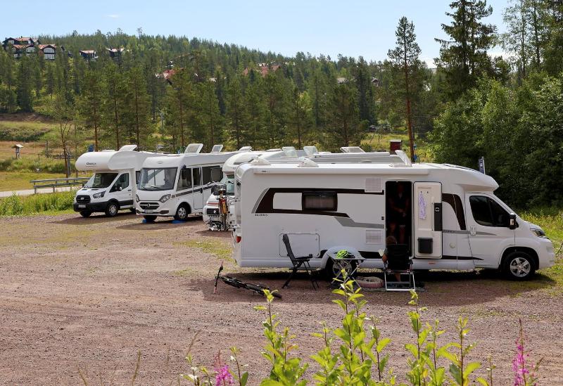 Empty lot without beds (Bring your own Mobile Home) image 1