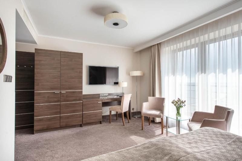 Double or Twin Premium Room by Seaside image 4