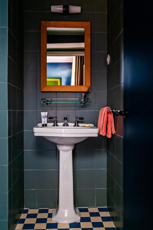 Superior Triple Room image 3