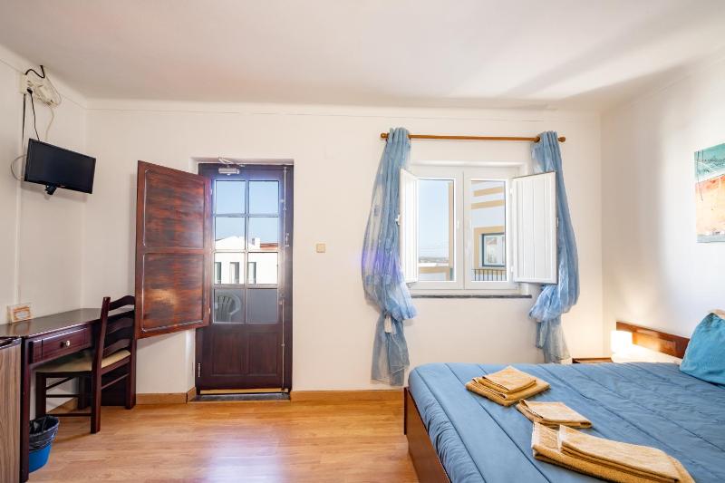 Double Room image 1