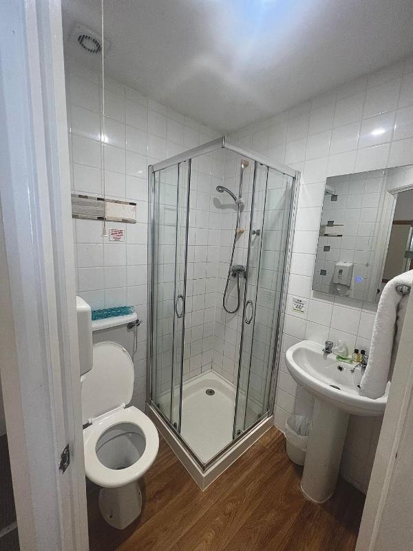 Single Room image 1