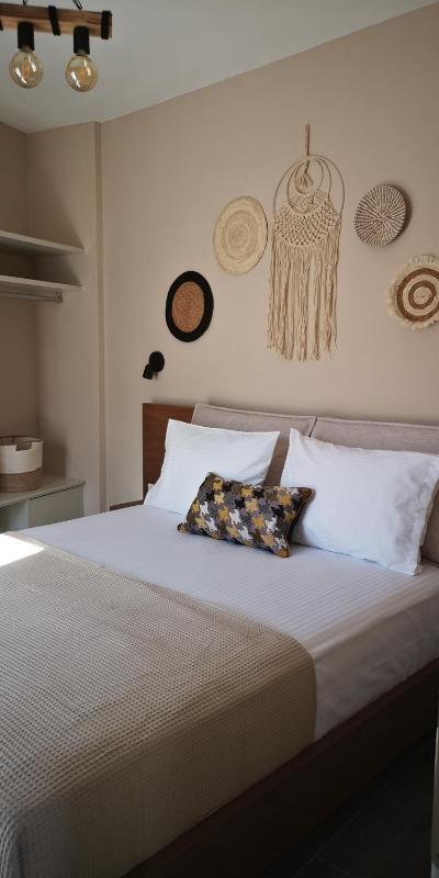 Lemonia Rooms Images