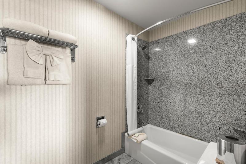 Two Queen Beds with Ocean View image 3