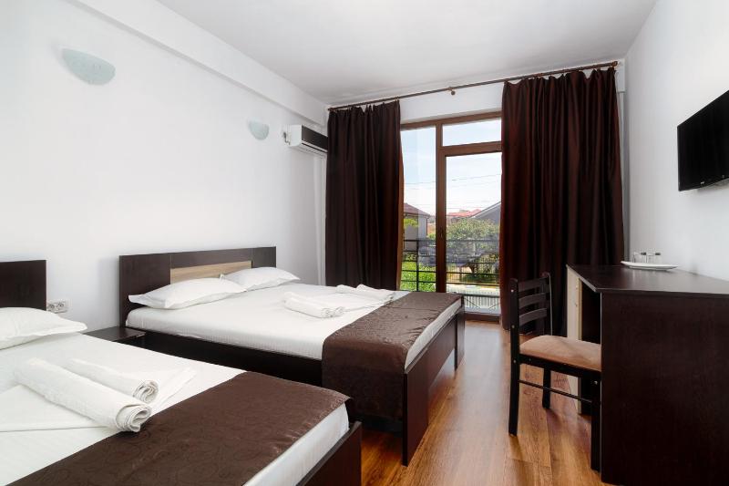 Superior Double Room image 1