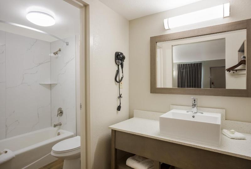  Superior King Room (First Floor) Smoke Free image 2