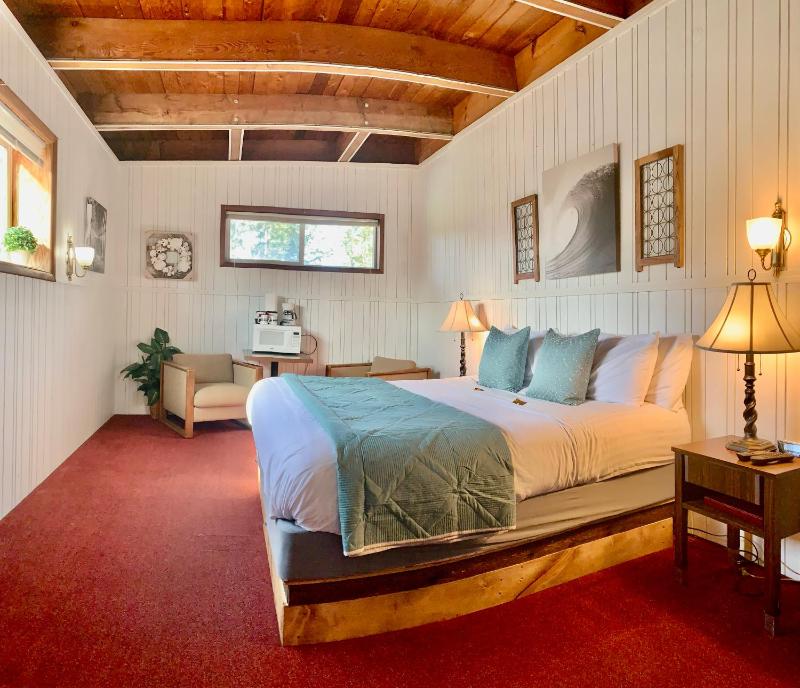 King Room (204) image 1