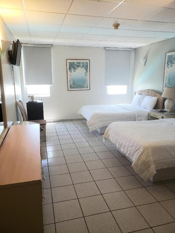 Double Room with Two Double Beds image 1