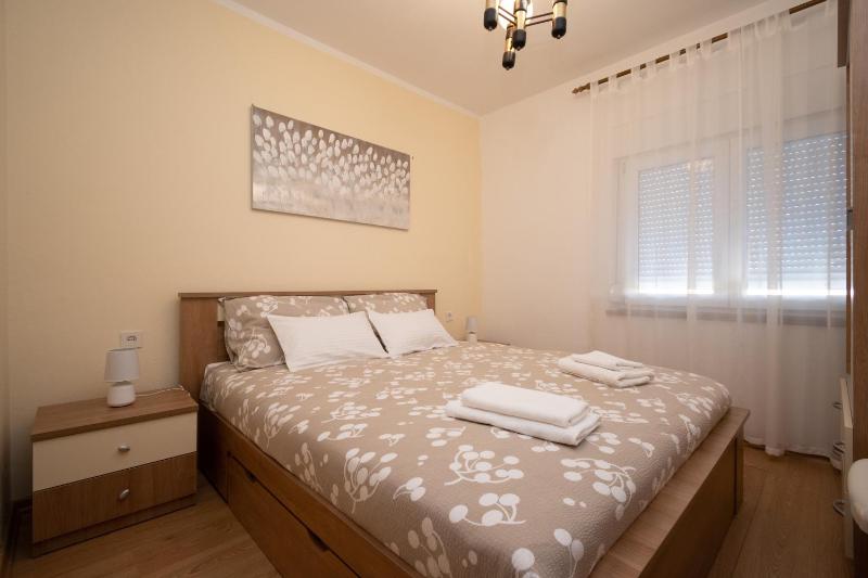 Two-Bedroom Apartment with Terrace and Sea View image 1