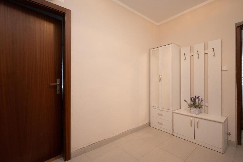 Two-Bedroom Apartment with Terrace and Sea View image 2