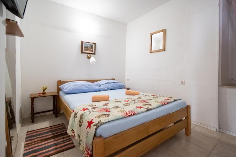 Two-Bedroom Apartment with Terrace image 1