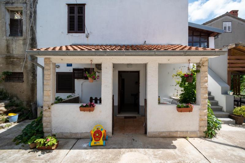 Two-Bedroom Apartment with Terrace image 3