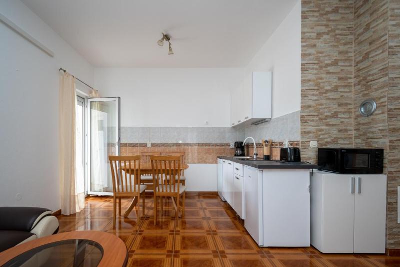 Apartments with parking space Vir - 12692 - image 34