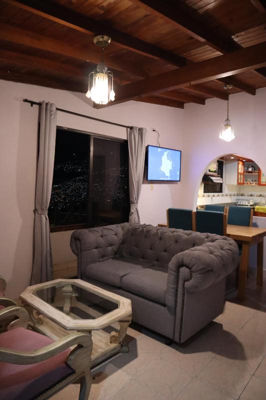 Wonderful house with views in Medellin-fiber optics - image 3