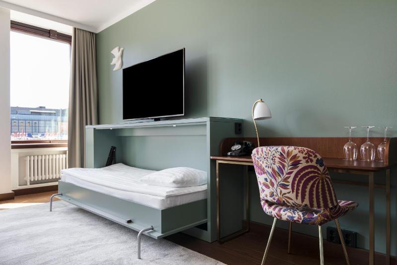 Standard Family Room - 3 People image 4