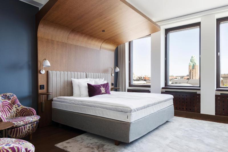 Superior Triple Room image 1