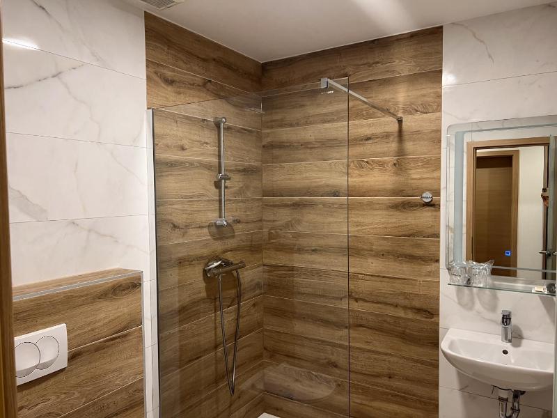 Superior Double Room image 4