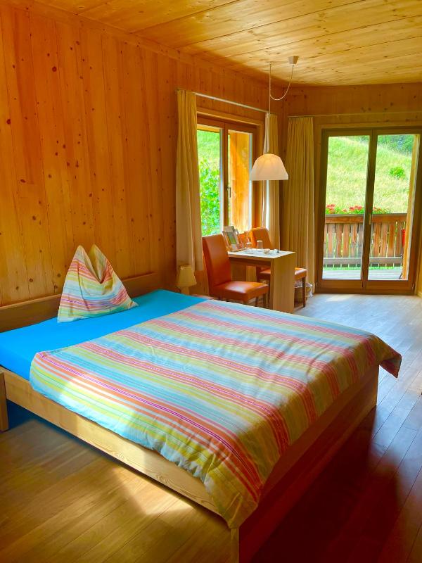 Double Room with Balcony image 4