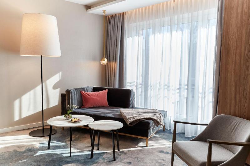 Junior Suite image 3
