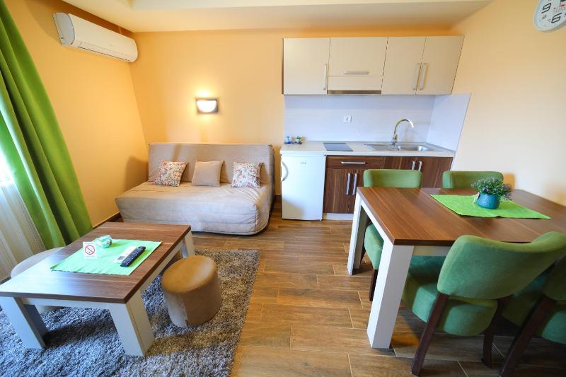 Standard Apartment image 3