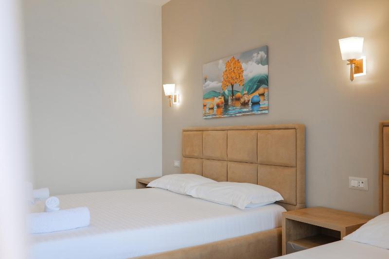 Standard Triple and Double Room image 4