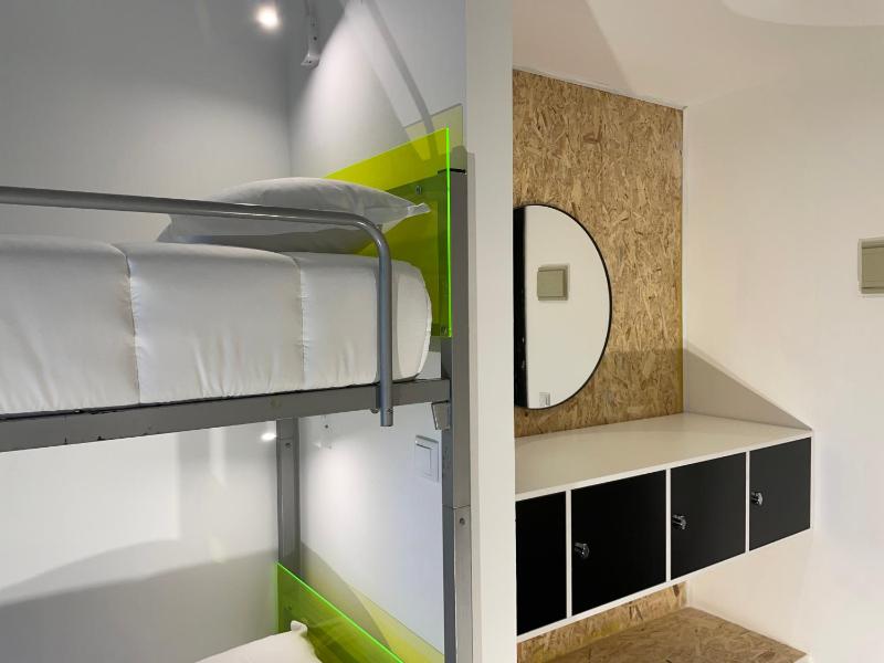 Bed in 4-Bed Male Dormitory Room image 2