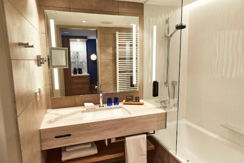 Superior Double Room image 2