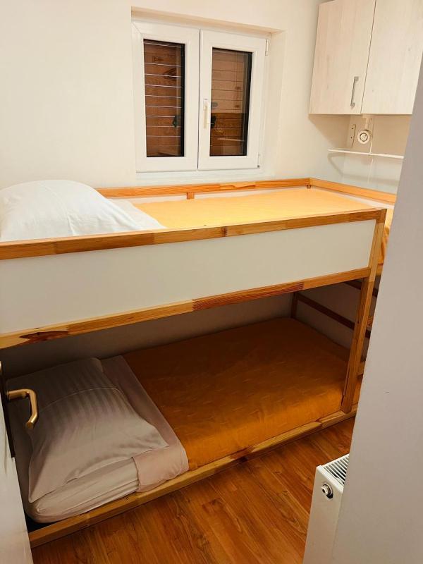 Two-Bedroom Apartment - Trg Sv. Stosije 4 image 2