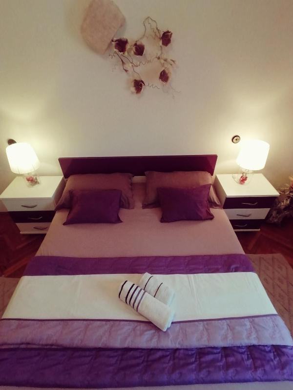 Apartmani Niki Hvar - image 19