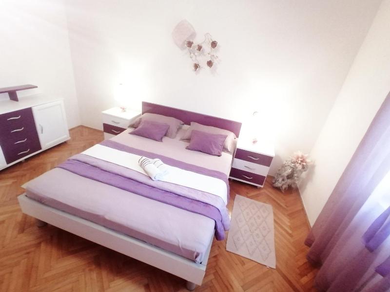 Apartmani Niki Hvar - image 26