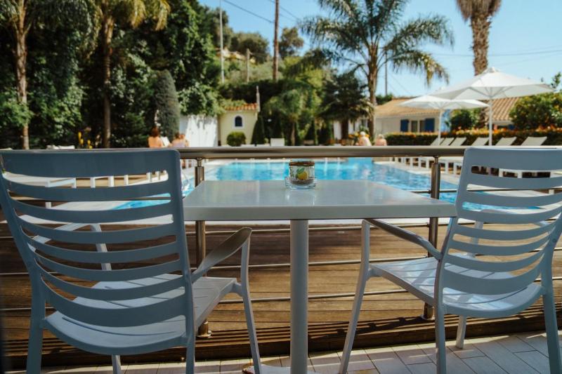 Lemon Tree Hotel - image 13