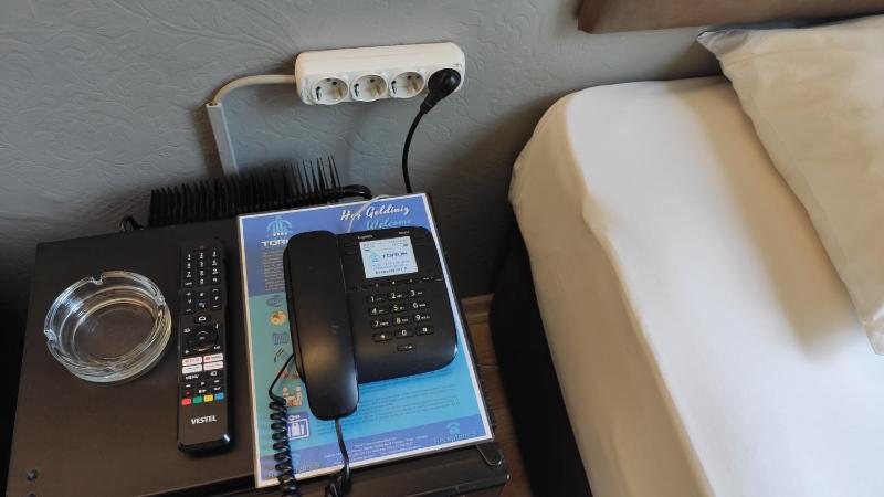 Deluxe Twin Room image 3