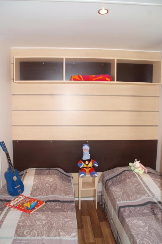 Three-Bedroom Family mobile home image 1