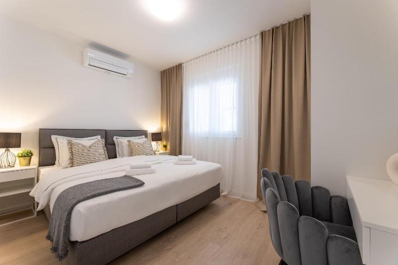 Two-Bedroom Villa image 3