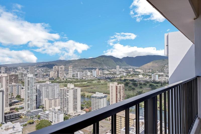 Waikiki Banyan Condo Located One Block From Waikiki Beach! condo - image 4