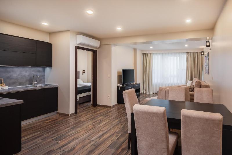 One-Bedroom Apartment image 1