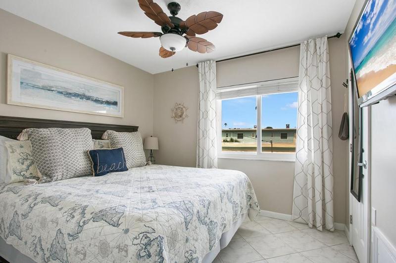 Five Palms Vacation Rentals- Daily - Weekly - Monthly - image 40