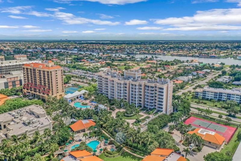 Marco Beach Ocean Resort Unit 712 - image 37