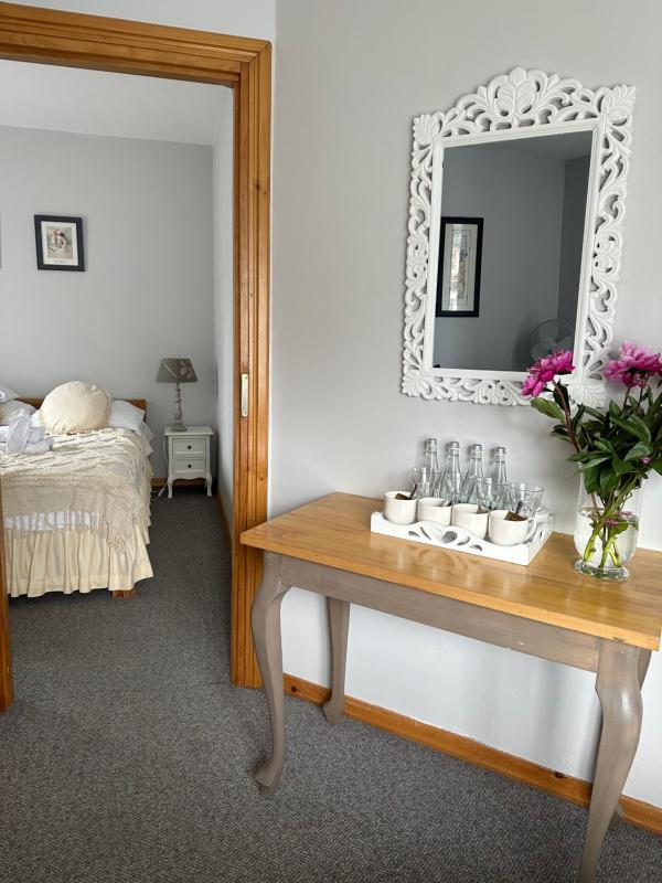 Standard Suite image 1