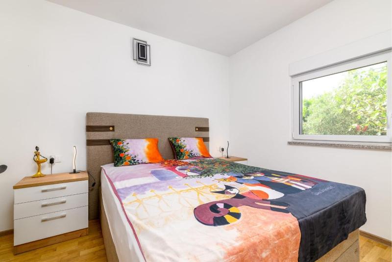 Apartment in Medulin with terrace air conditioning W-LAN washing machine 5158-2 - image 19