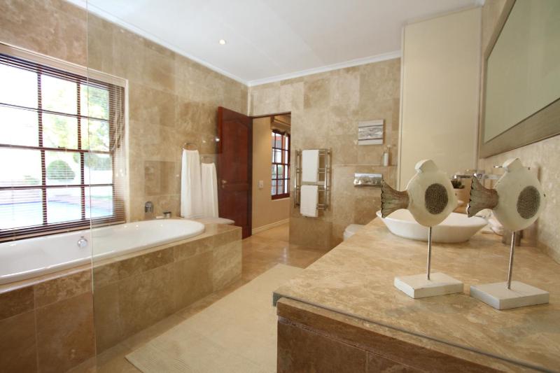 Constantia Garden Suites - image 16