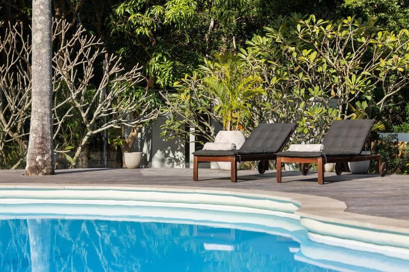 Kirra Beach House - relax in pool & sauna - image 5