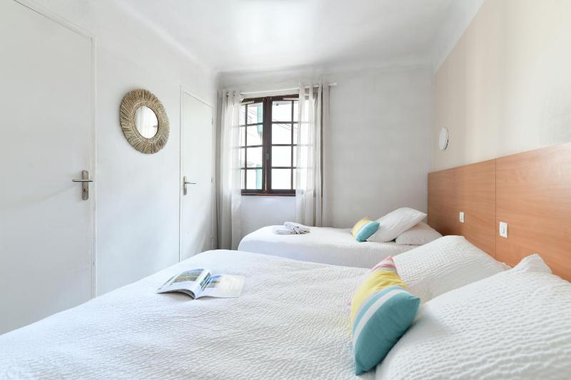 Double Room  Dependance image 3