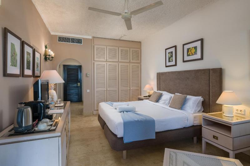 Triple Room image 2