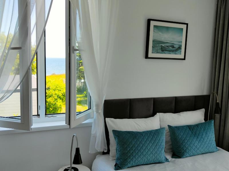 Double Room with Sea View image 1