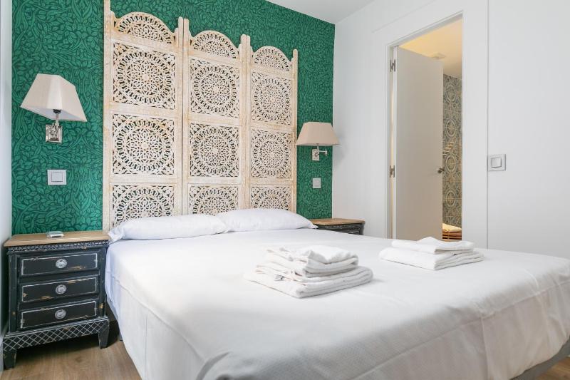 One-Bedroom Apartment image 4
