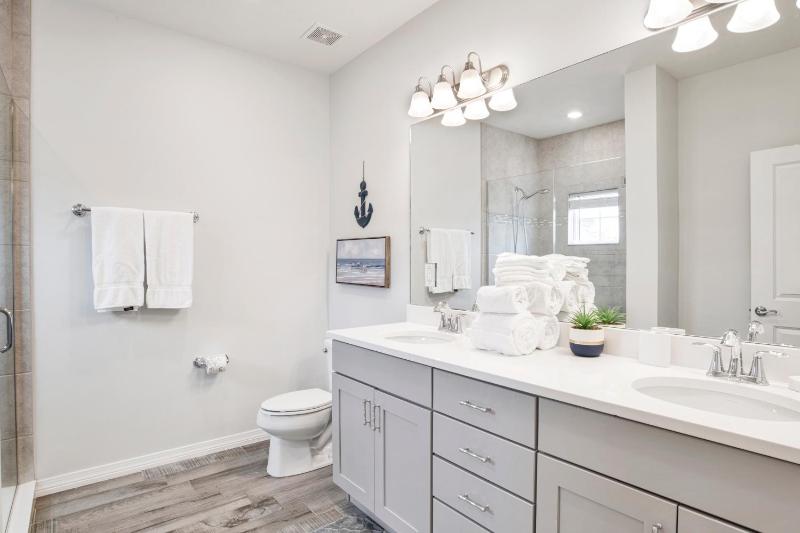 Lost Key 14573 Salt Meadow Dr By Pkrm - image 34