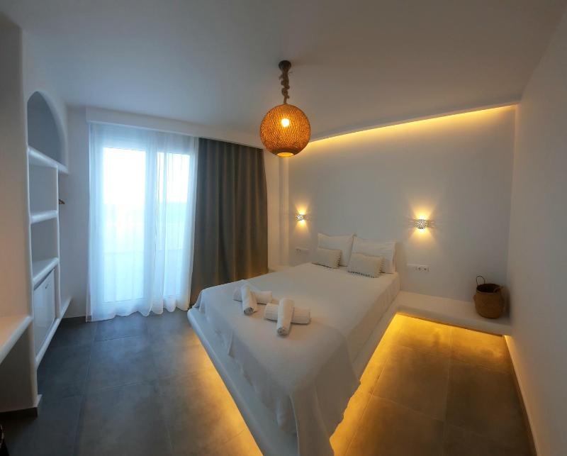 Paros Blue Dolphin FULLY RENOVATED by RIVEA GROUP - image 38