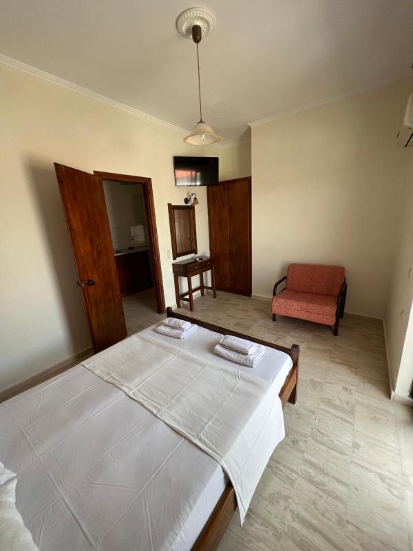 Standard Apartment image 3